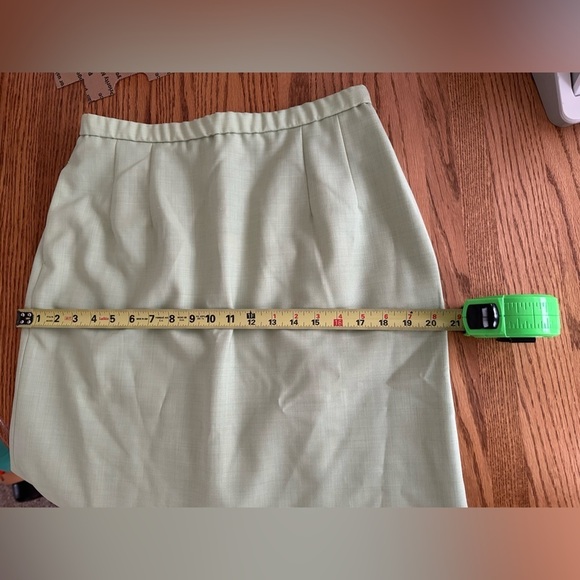 Pendleton 100% Silk Skirt Suit Size 12 Color Light Green Career Formal - Picture 14 of 15